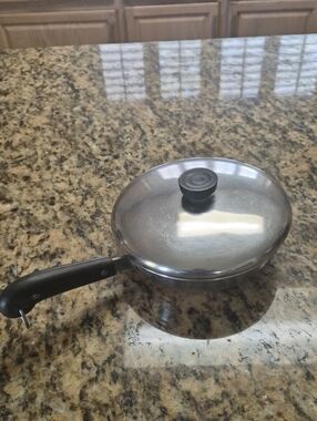 Vintage Revere Ware Copper Bottom Sauce Pan With Lid